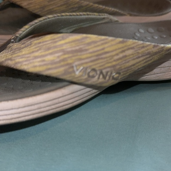 Vionic flip flop - Picture 4 of 4